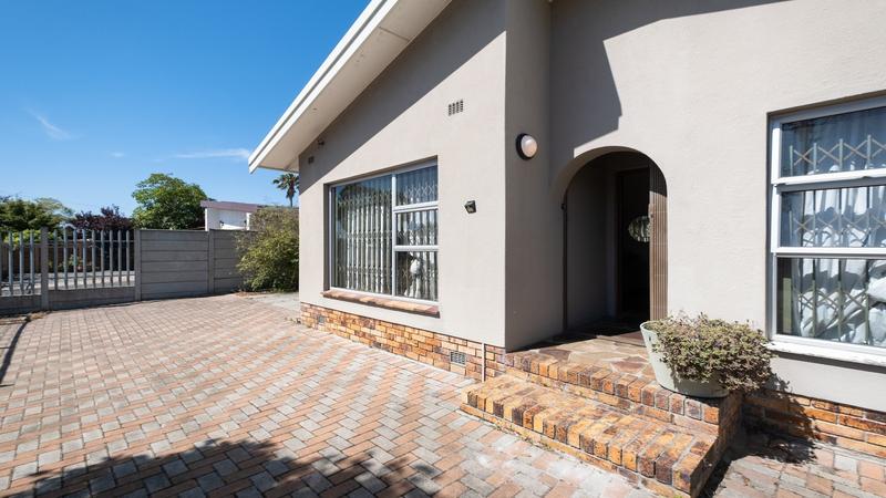 4 Bedroom Property for Sale in Townsend Estate Western Cape